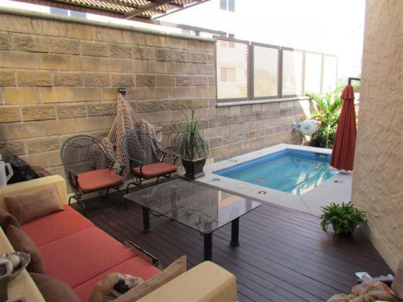 Casas en Junto Al Rio