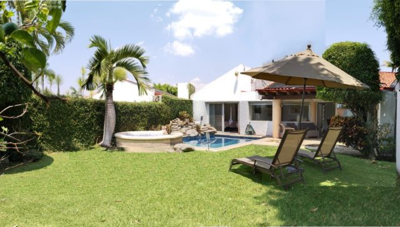 Casas en Fracc. Colinas de Santa Fe