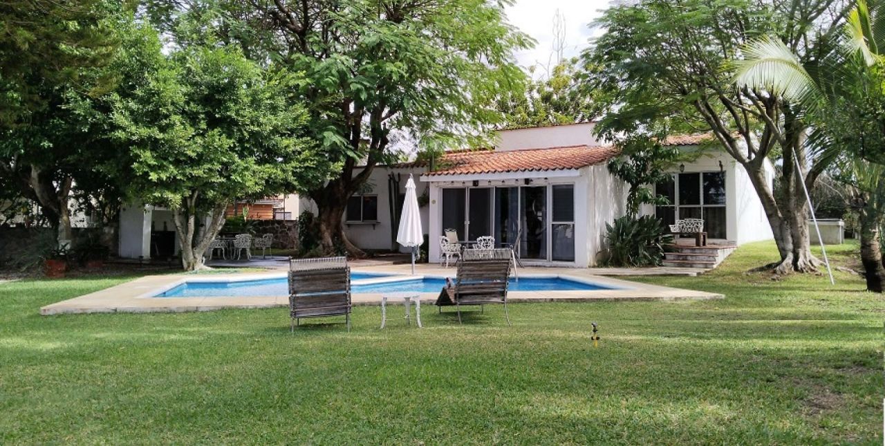 Casas en Fraccionamiento y Club de Golf Santa Fe