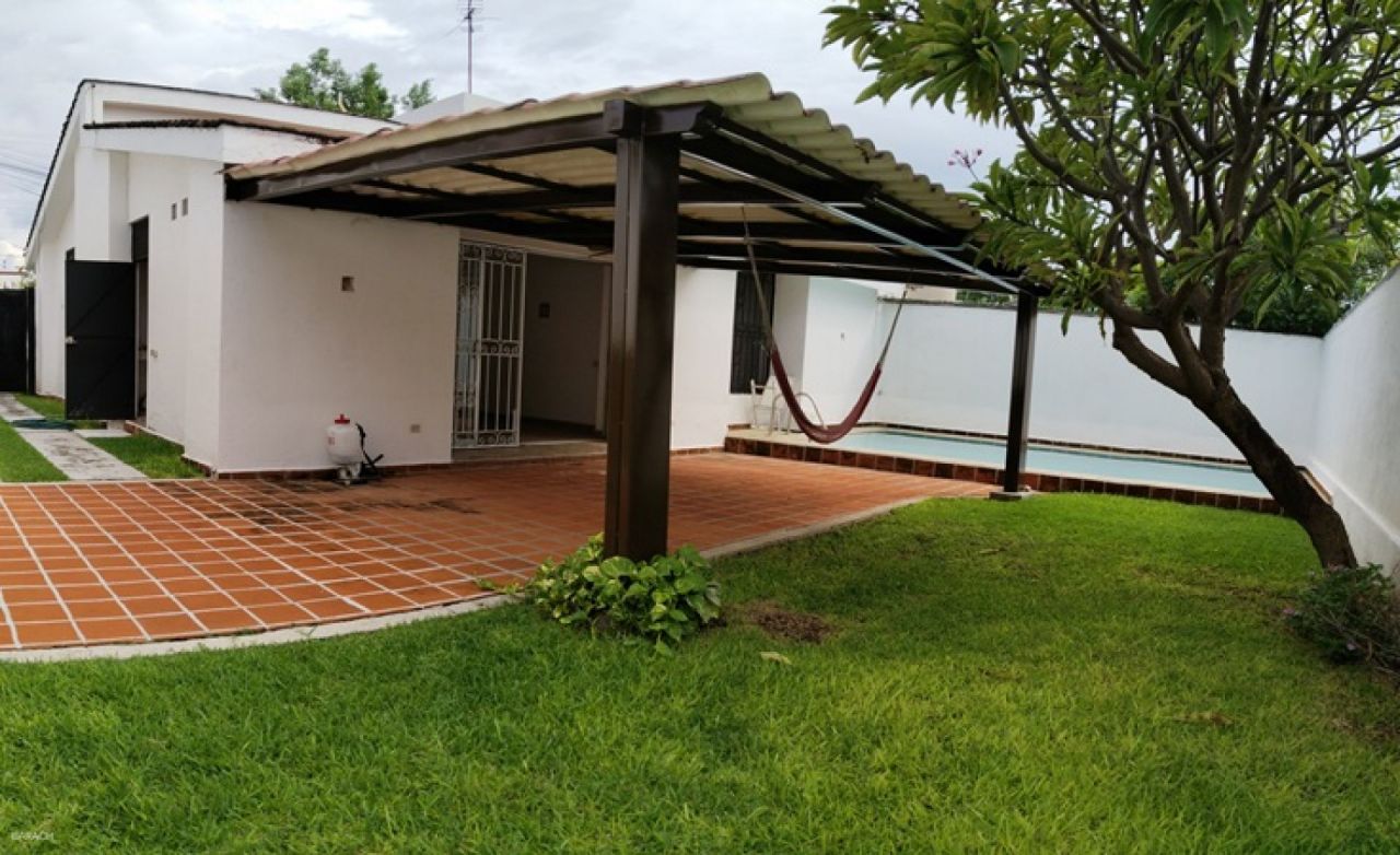 Casas en Fraccionamiento y Club de Golf Santa Fe