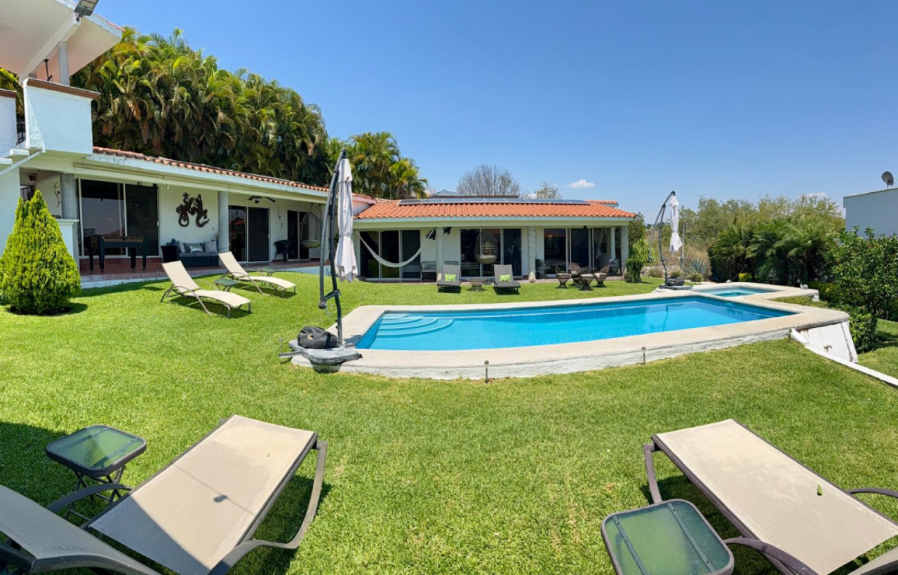 Casas en Fracc. Colinas de Santa Fe