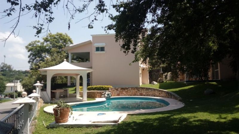 Casas en Fraccionamiento y Club de Golf Santa Fe