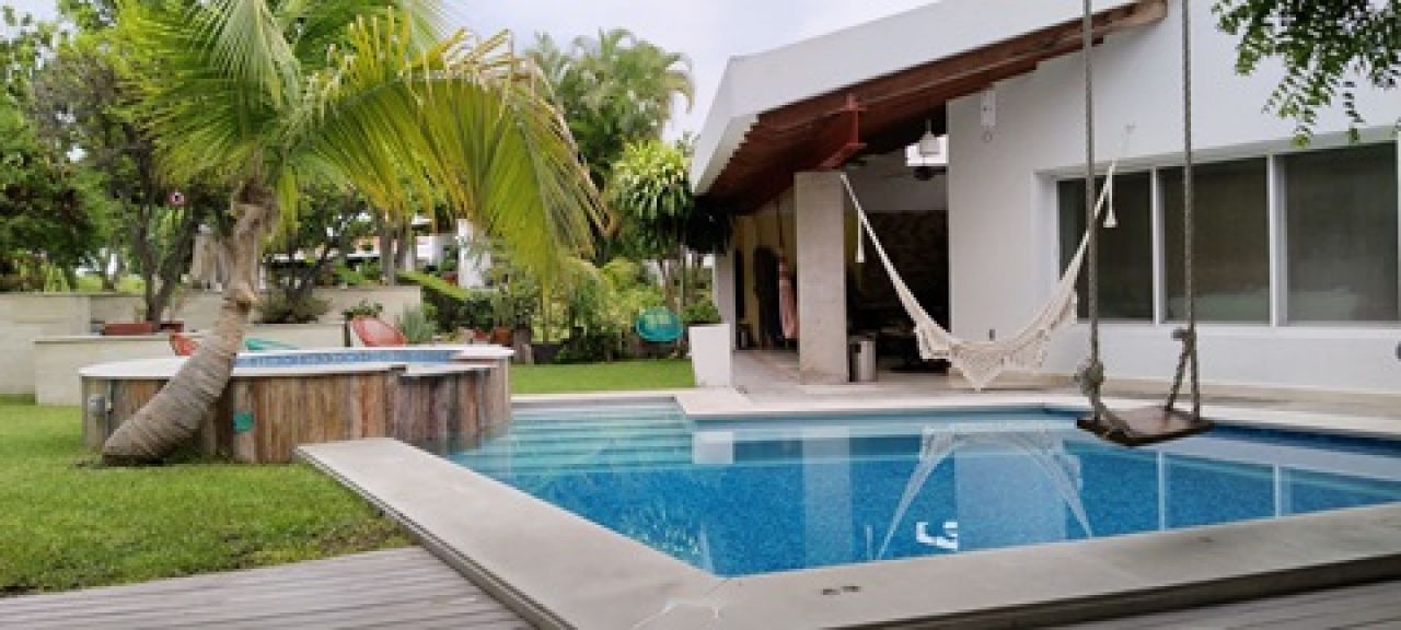 Casas en Fracc. Colinas de Santa Fe