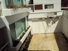 {"esp":"PORTON ELECTRICO"}