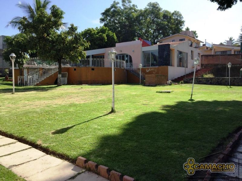 Casas en Fraccionamiento Vergeles de Oaxtepec