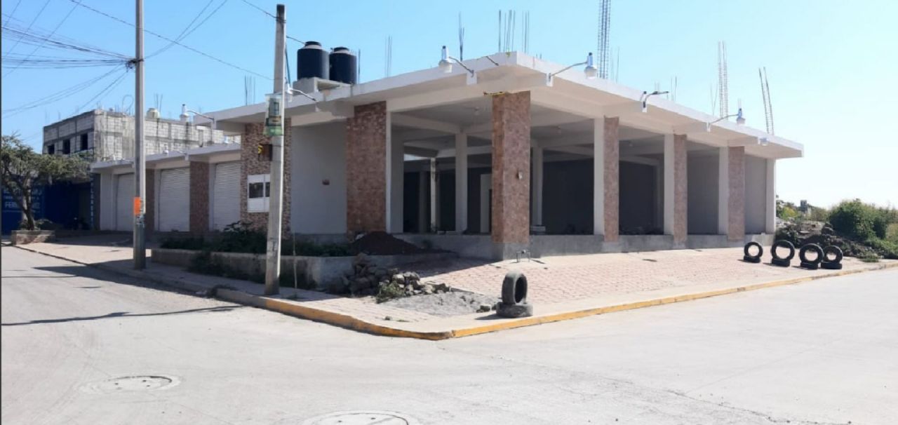 Locales comerciales en Tierra  Larga