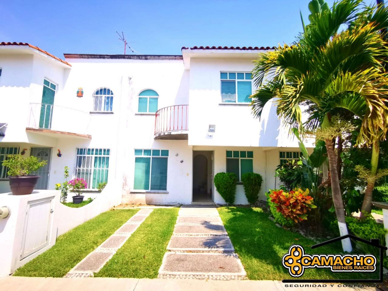 Casas en Fraccionamiento Villas del Paraiso