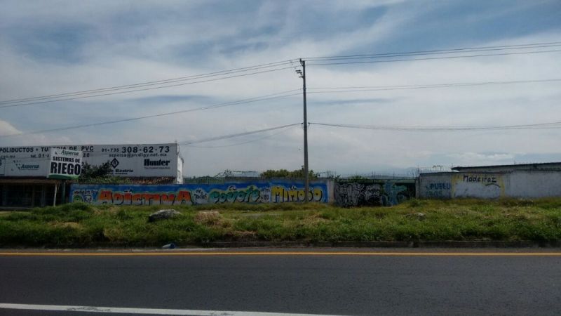 Terrenos en Libramiento Cuautla