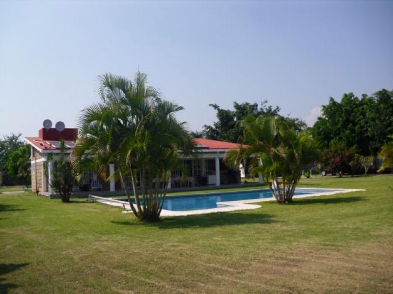 Finca en Atlacholoaya