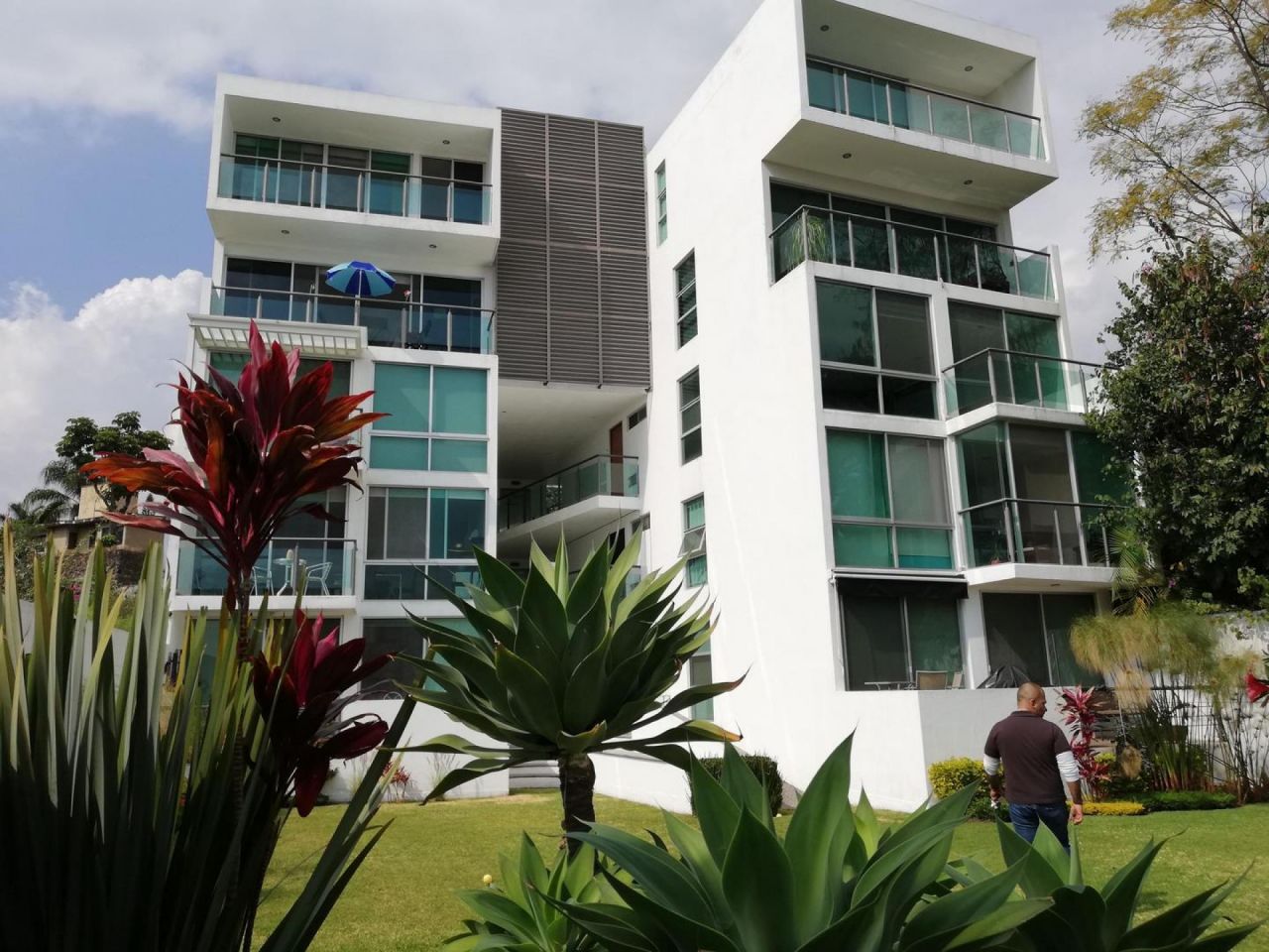 Departamentos en Lomas de Cortes