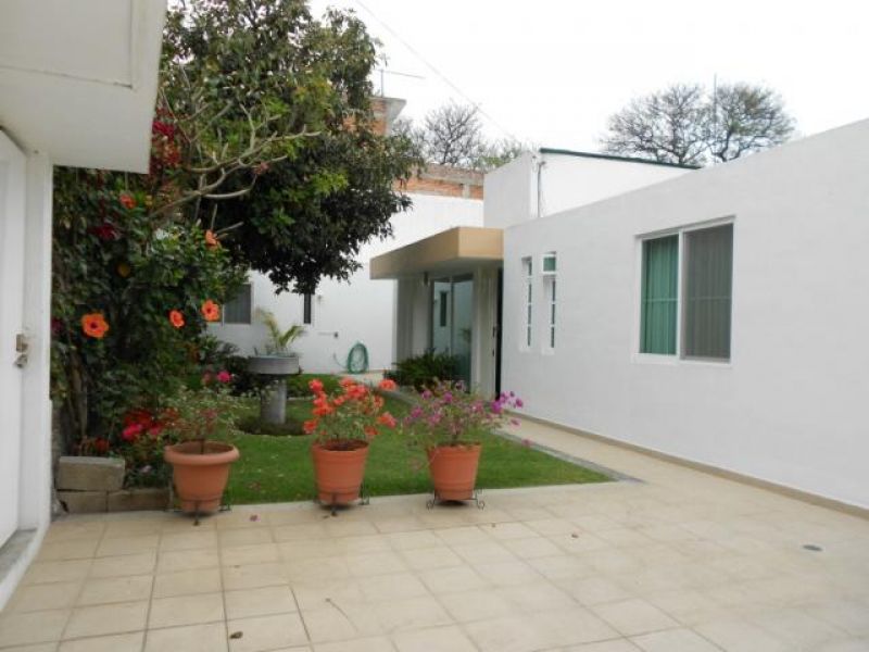 Residencias en Jardines de Cuernavaca