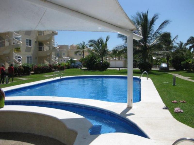 Departamentos en Barra Vieja