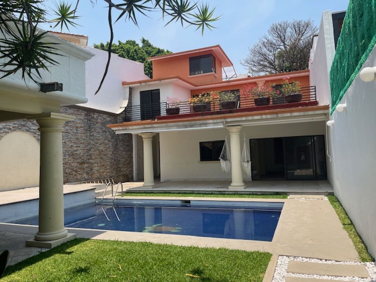 RENTA CASA EN REFORMA VIG.