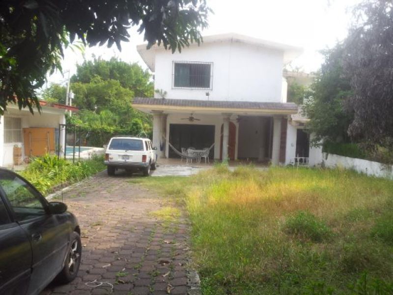 Terrenos en Fracc El Zapote