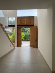 {"esp":"Acceso principal","ing":""}