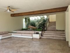 {"esp":"Acceso principal","ing":""}