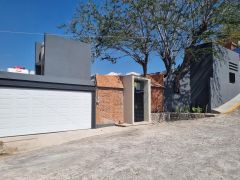 {"esp":"Fachada principal","ing":""}