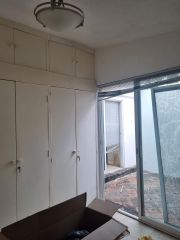 {"esp":"Recamara principal","ing":""}