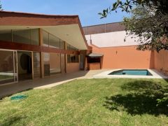 {"esp":"Fachada Posterior","ing":""}