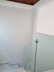 {"esp":"Escaleras","ing":""}