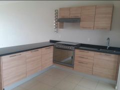 {"esp":"Cocina equipada","ing":""}