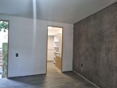 {"esp":"Recamara 3","ing":""}