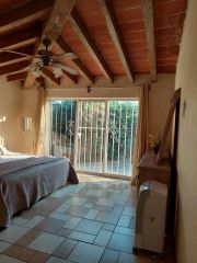 {"esp":"Recamara 1","ing":""}