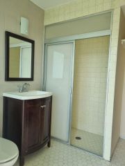 {"esp":"Ba\u00f1o para servicio de alberca","ing":""}