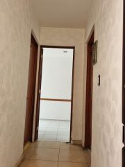 {"esp":"1er Piso","ing":""}