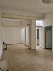 {"esp":"Comedor","ing":""}