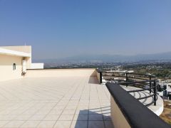 {"esp":"Gran Terraza","ing":""}