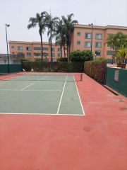 {"esp":"Vista Cancha de tenis","ing":""}