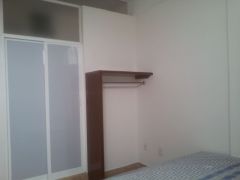 {"esp":"En total 17 Habitaciones","ing":""}