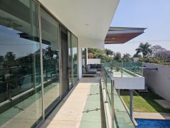 {"esp":"Acceso a Estudio u oficina","ing":""}