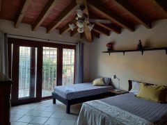 {"esp":"Recamara 2","ing":""}