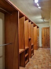 {"esp":"Vestidor","ing":""}