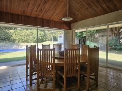 {"esp":"Comedor","ing":""}