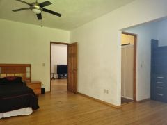 {"esp":"Recamara Principal","ing":""}