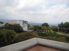 {"esp":"Hermosa Vista","ing":""}