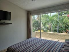 {"esp":"Recamara 3","ing":""}