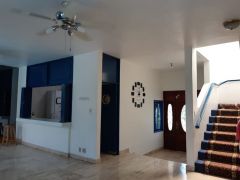 {"esp":"Acceso","ing":""}