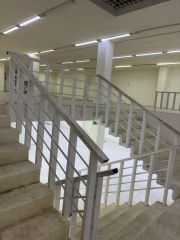 {"esp":"Escaleras","ing":""}