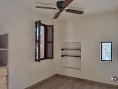 {"esp":"Sala TV","ing":""}