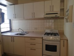 {"esp":"Cocineta","ing":""}