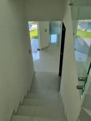 {"esp":"Planta baja escaleras","ing":""}