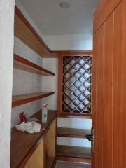 {"esp":"Bar","ing":""}