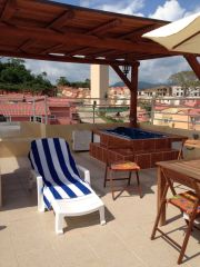 {"esp":"Roof garden","ing":""}