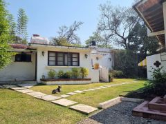 {"esp":"Cuartos de servicio","ing":""}