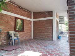 {"esp":"terraza","ing":""}