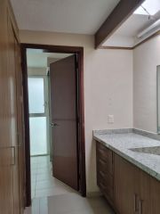 {"esp":"Ba\u00f1o recamara Principal","ing":""}